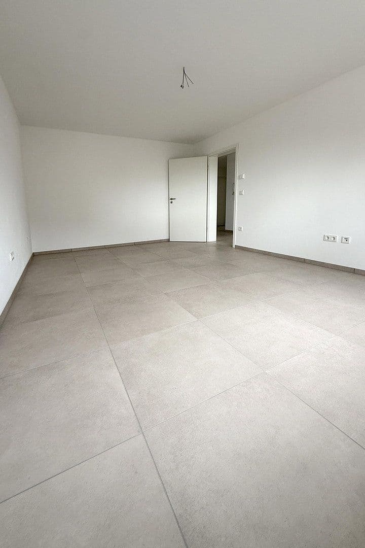 Pronájem bytu 4+1 95 m², An der Schwefelquelle 2, Schwandorf, Bavorsko Pronájem bytu 4+1 95 m², An der Schwefelquelle 2, Schwandorf, Bavorsko