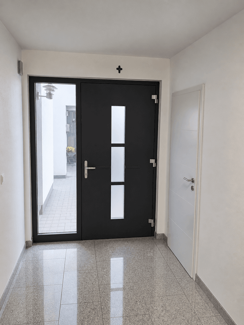 Prodej domu 191 m², pozemek 350 m², Heinrich-Cleas-Str.40B, Leverkusen, Severní Porýní-Vestfálsko Prodej domu 191 m², pozemek 350 m², Heinrich-Cleas-Str.40B, Leverkusen, Severní Porýní-Vestfálsko