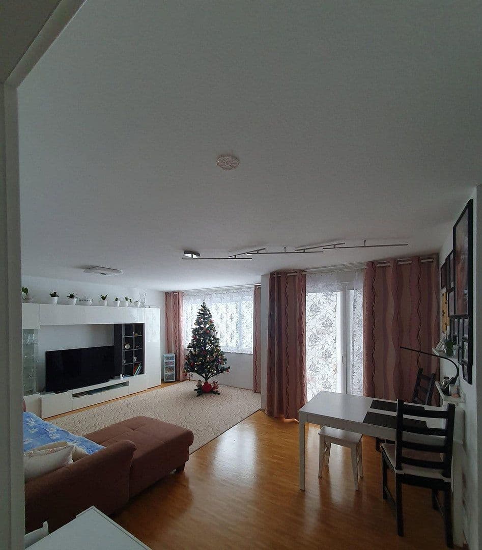 Prodej bytu 3+1 80 m², Elzach, Bádensko-Württembersko Prodej bytu 3+1 80 m², Elzach, Bádensko-Württembersko