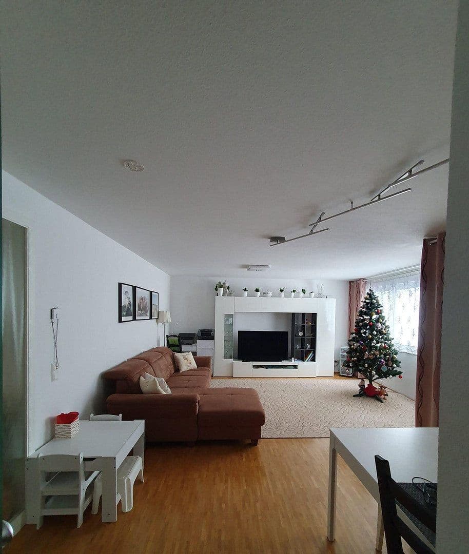 Prodej bytu 3+1 80 m², Elzach, Bádensko-Württembersko Prodej bytu 3+1 80 m², Elzach, Bádensko-Württembersko