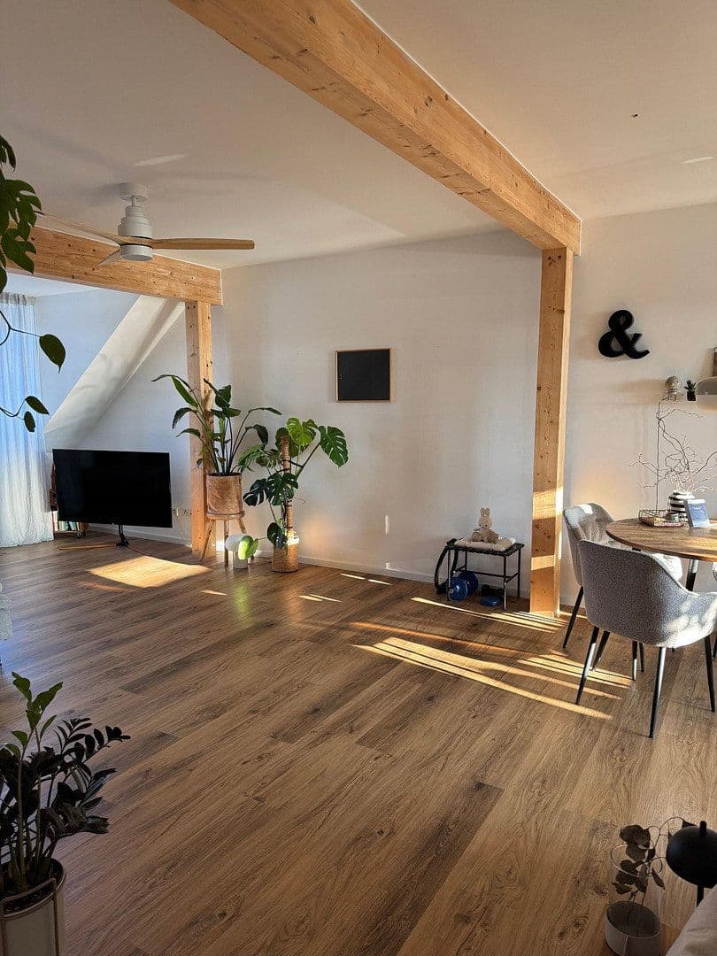 Pronájem bytu 2+1 68 m², Simonstr. 1, Fürth, Bavorsko Pronájem bytu 2+1 68 m², Simonstr. 1, Fürth, Bavorsko