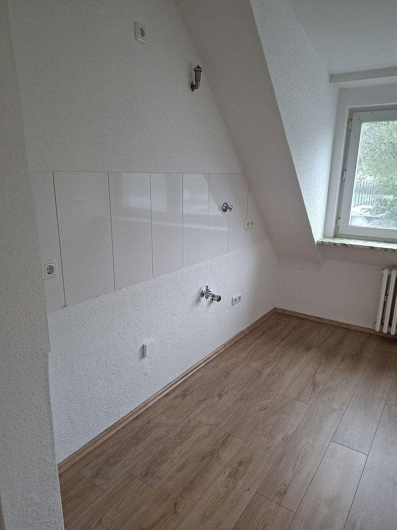 Pronájem bytu 3+1 76 m², Scheppmannskamp 9, Essen, Severní Porýní-Vestfálsko Pronájem bytu 3+1 76 m², Scheppmannskamp 9, Essen, Severní Porýní-Vestfálsko