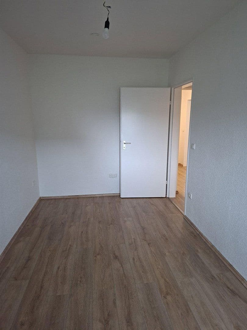 Pronájem bytu 3+1 76 m², Scheppmannskamp 9, Essen, Severní Porýní-Vestfálsko Pronájem bytu 3+1 76 m², Scheppmannskamp 9, Essen, Severní Porýní-Vestfálsko