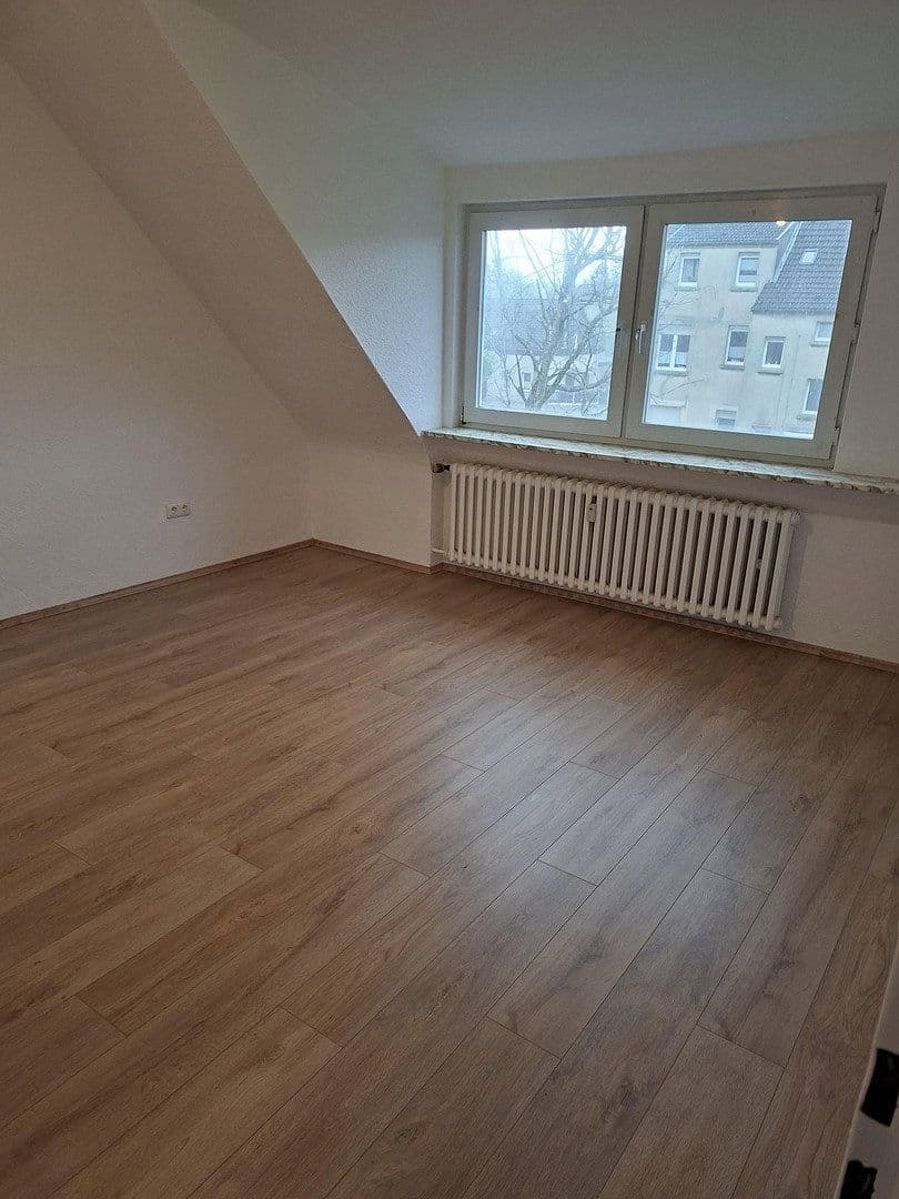 Pronájem bytu 3+1 76 m², Scheppmannskamp 9, Essen, Severní Porýní-Vestfálsko Pronájem bytu 3+1 76 m², Scheppmannskamp 9, Essen, Severní Porýní-Vestfálsko