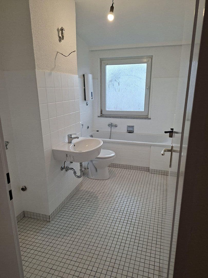 Pronájem bytu 3+1 76 m², Scheppmannskamp 9, Essen, Severní Porýní-Vestfálsko Pronájem bytu 3+1 76 m², Scheppmannskamp 9, Essen, Severní Porýní-Vestfálsko