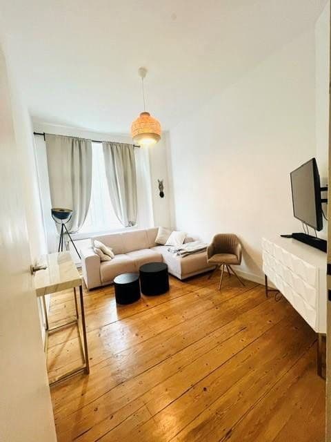 Pronájem bytu 2+1 50 m², Hartmann-Ibach-Straße 67, Frankfurt am Main, Hessen Pronájem bytu 2+1 50 m², Hartmann-Ibach-Straße 67, Frankfurt am Main, Hessen
