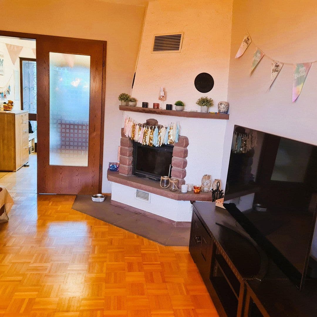 Pronájem bytu 4+1 120 m², Alzenau, Bavorsko Pronájem bytu 4+1 120 m², Alzenau, Bavorsko