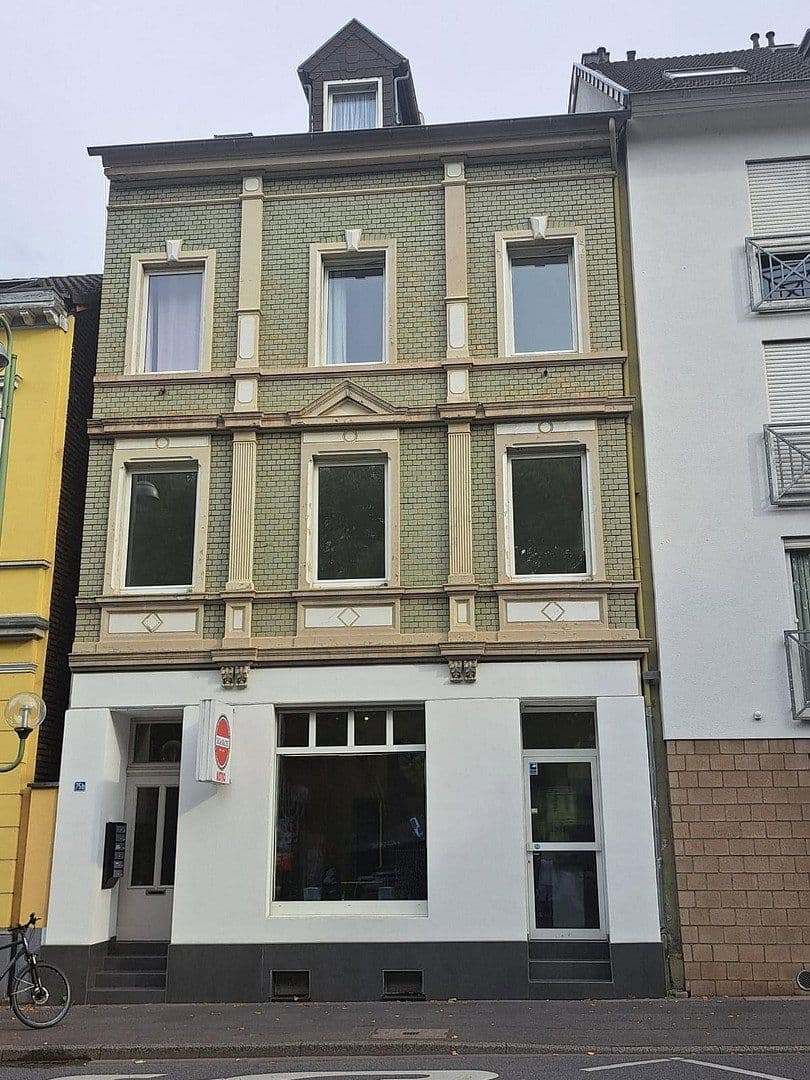 Pronájem bytu 2+1 56 m², Bonn, Severní Porýní-Vestfálsko Pronájem bytu 2+1 56 m², Bonn, Severní Porýní-Vestfálsko