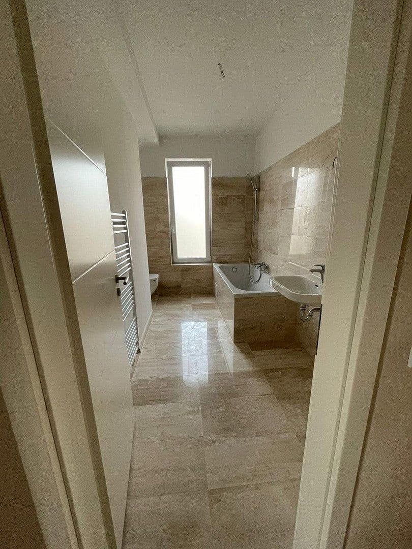Pronájem bytu 2+1 57 m², Falkenhagener Str., Falkensee, Braniborsko Pronájem bytu 2+1 57 m², Falkenhagener Str., Falkensee, Braniborsko