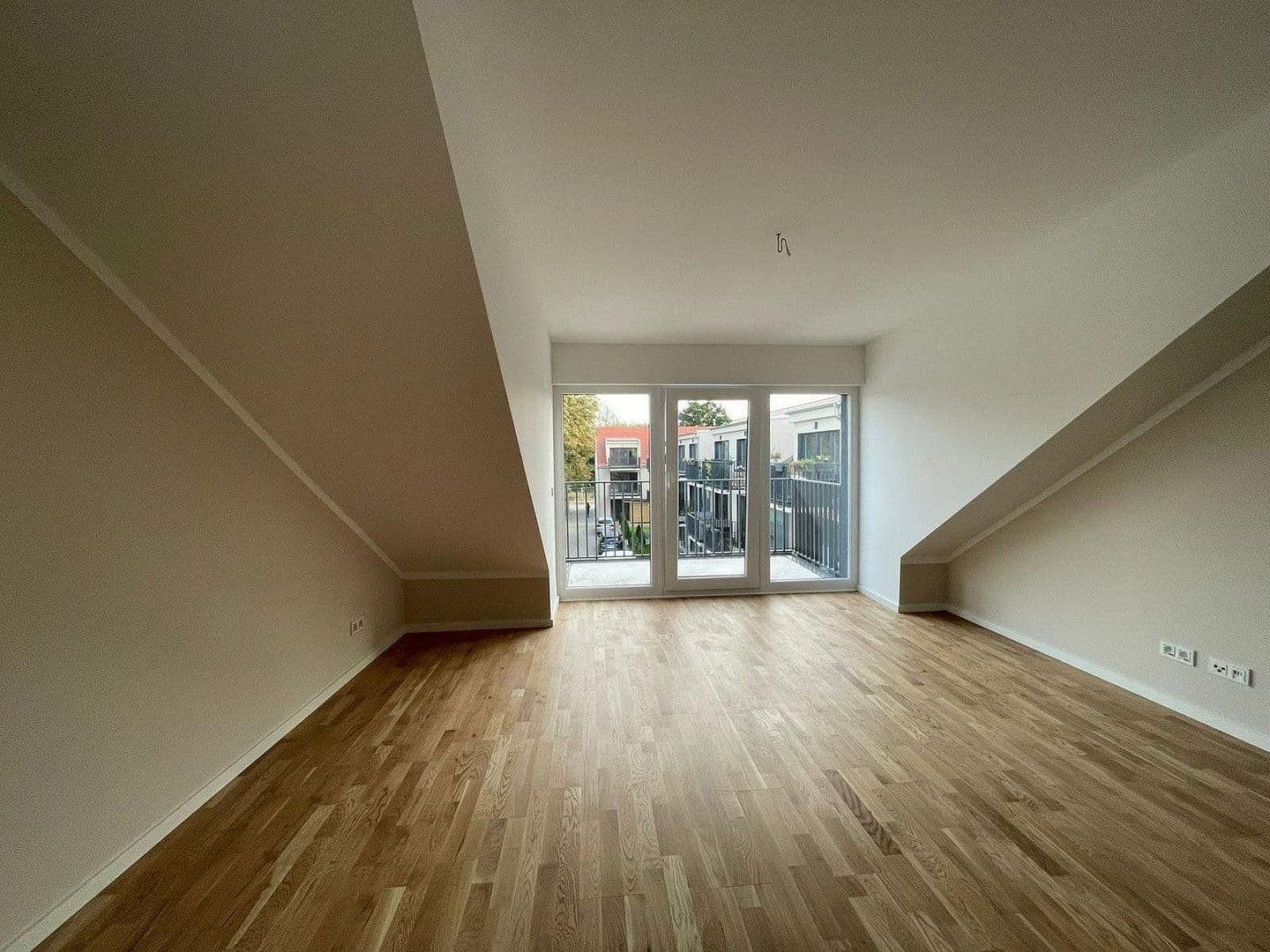 Pronájem bytu 2+1 57 m², Falkenhagener Str., Falkensee, Braniborsko Pronájem bytu 2+1 57 m², Falkenhagener Str., Falkensee, Braniborsko