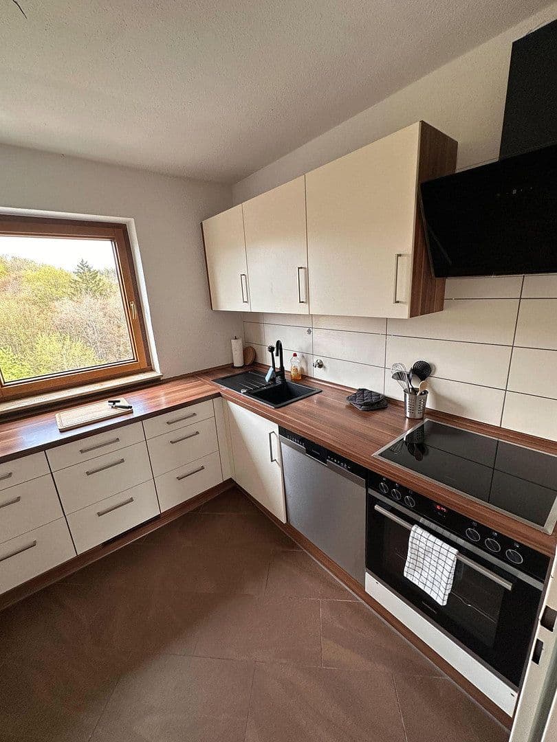 Pronájem bytu 3+1 99 m², Ludwig Richter Straße 66, Heidenheim an der Brenz, Bádensko-Württembersko Pronájem bytu 3+1 99 m², Ludwig Richter Straße 66, Heidenheim an der Brenz, Bádensko-Württembersko
