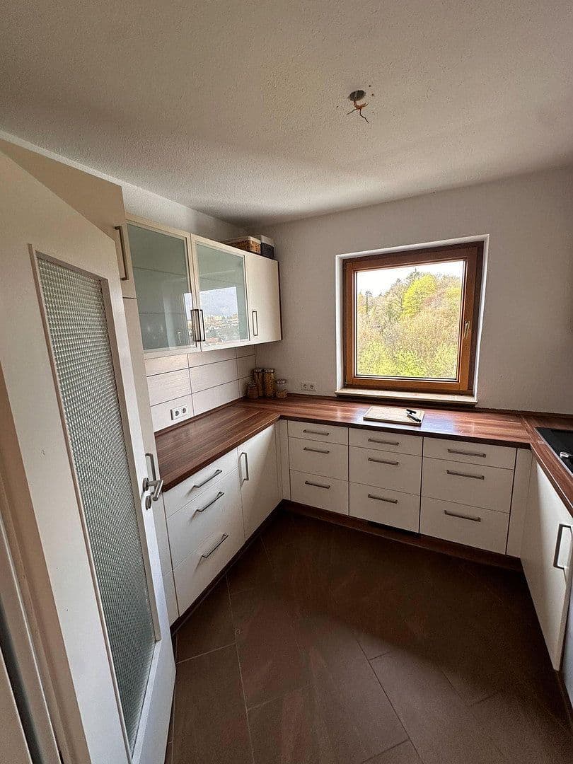 Pronájem bytu 3+1 99 m², Ludwig Richter Straße 66, Heidenheim an der Brenz, Bádensko-Württembersko Pronájem bytu 3+1 99 m², Ludwig Richter Straße 66, Heidenheim an der Brenz, Bádensko-Württembersko