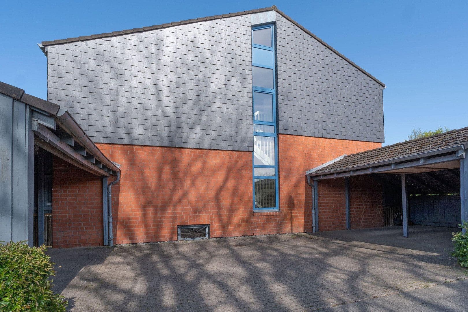 Prodej domu 98 m², pozemek 210 m², Nienbrügger Weg 18, Kiel, Šlesvicko-Holštýnsko Prodej domu 98 m², pozemek 210 m², Nienbrügger Weg 18, Kiel, Šlesvicko-Holštýnsko