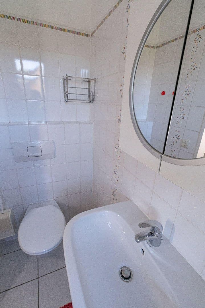 Prodej domu 98 m², pozemek 210 m², Nienbrügger Weg 18, Kiel, Šlesvicko-Holštýnsko Prodej domu 98 m², pozemek 210 m², Nienbrügger Weg 18, Kiel, Šlesvicko-Holštýnsko