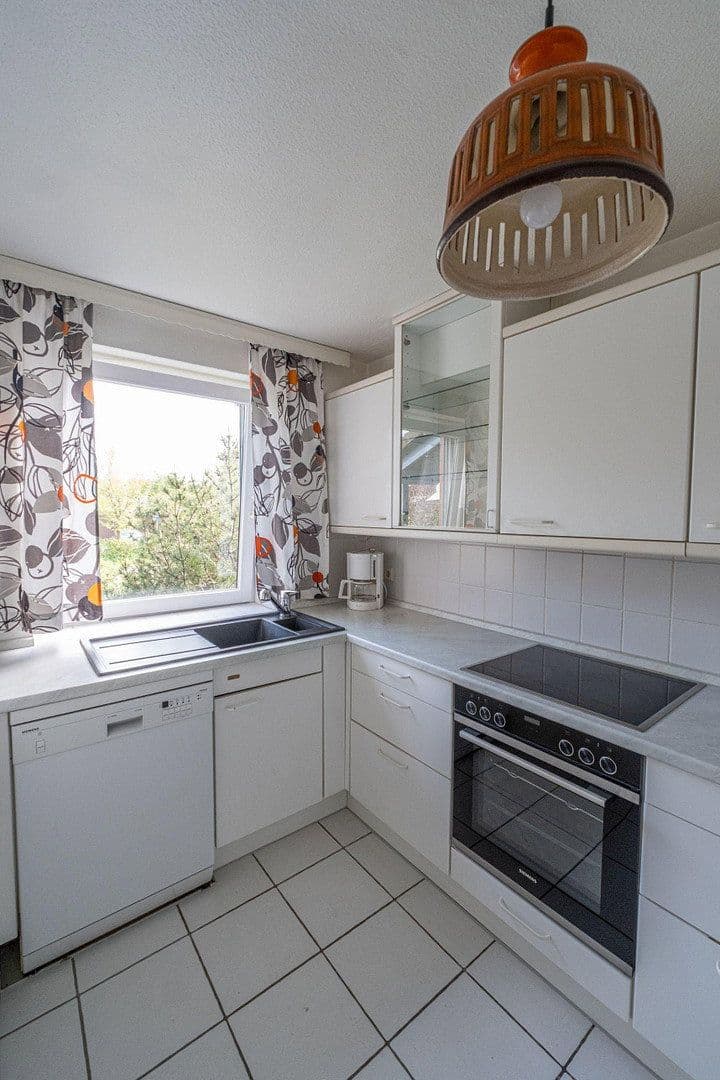 Prodej domu 98 m², pozemek 210 m², Nienbrügger Weg 18, Kiel, Šlesvicko-Holštýnsko Prodej domu 98 m², pozemek 210 m², Nienbrügger Weg 18, Kiel, Šlesvicko-Holštýnsko