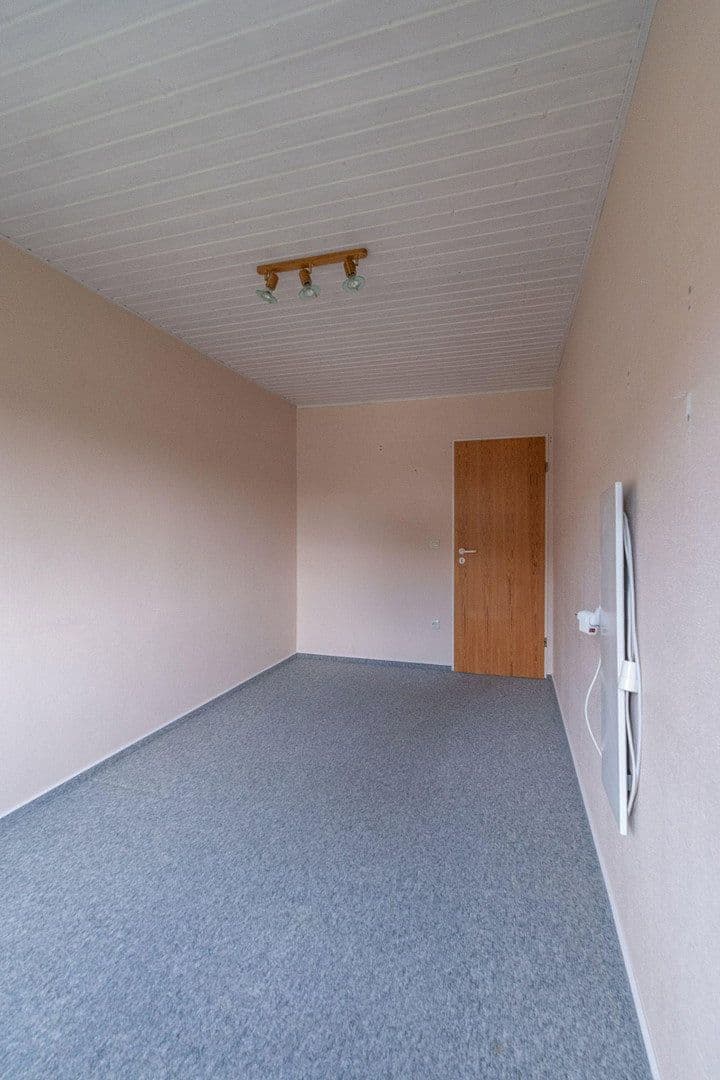 Prodej domu 98 m², pozemek 210 m², Nienbrügger Weg 18, Kiel, Šlesvicko-Holštýnsko Prodej domu 98 m², pozemek 210 m², Nienbrügger Weg 18, Kiel, Šlesvicko-Holštýnsko