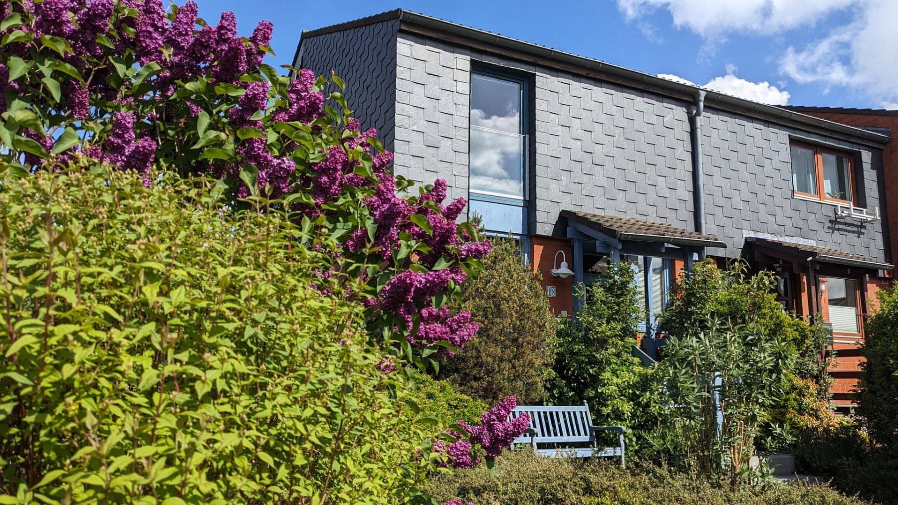 Prodej domu 98 m², pozemek 210 m², Nienbrügger Weg 18, Kiel, Šlesvicko-Holštýnsko Prodej domu 98 m², pozemek 210 m², Nienbrügger Weg 18, Kiel, Šlesvicko-Holštýnsko