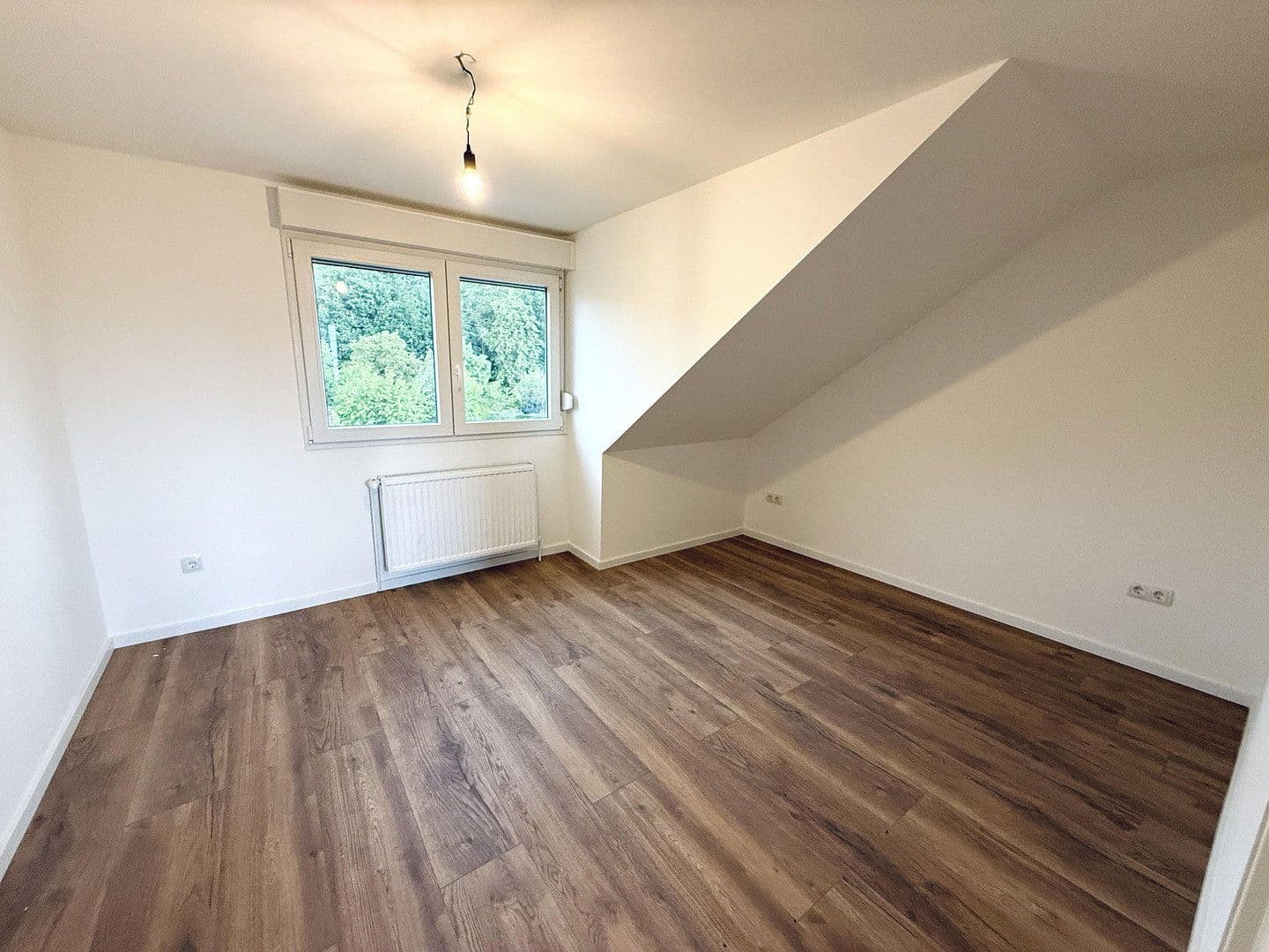 Prodej domu 165 m², pozemek 488 m², In den Tannen 19, Lünen, Severní Porýní-Vestfálsko Prodej domu 165 m², pozemek 488 m², In den Tannen 19, Lünen, Severní Porýní-Vestfálsko
