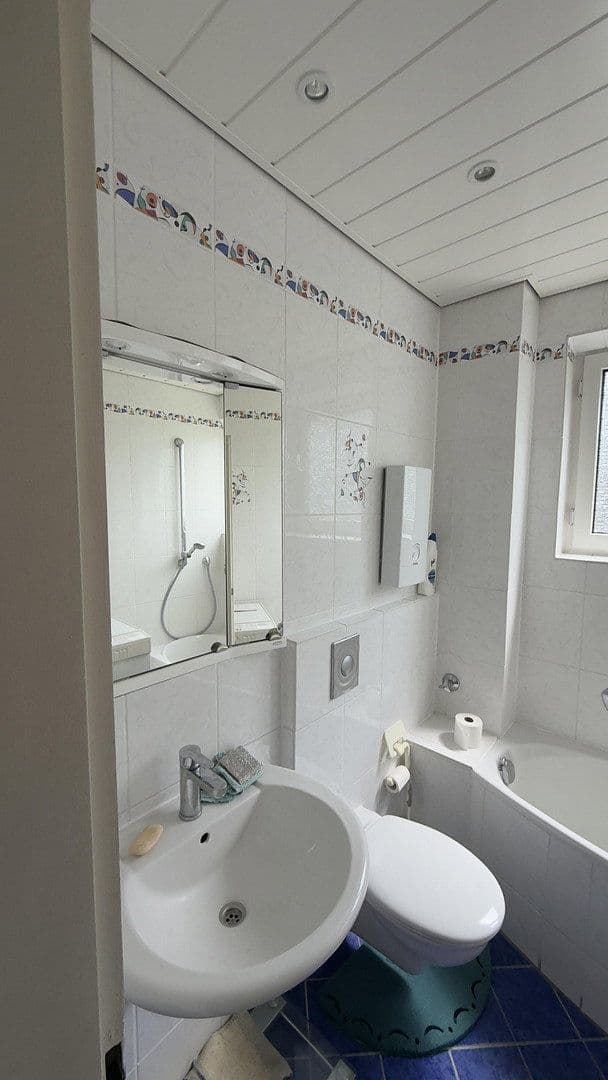 Pronájem bytu 3+1 73 m², Poppenreutherstr. 79, Nürnberg, Bavorsko Pronájem bytu 3+1 73 m², Poppenreutherstr. 79, Nürnberg, Bavorsko