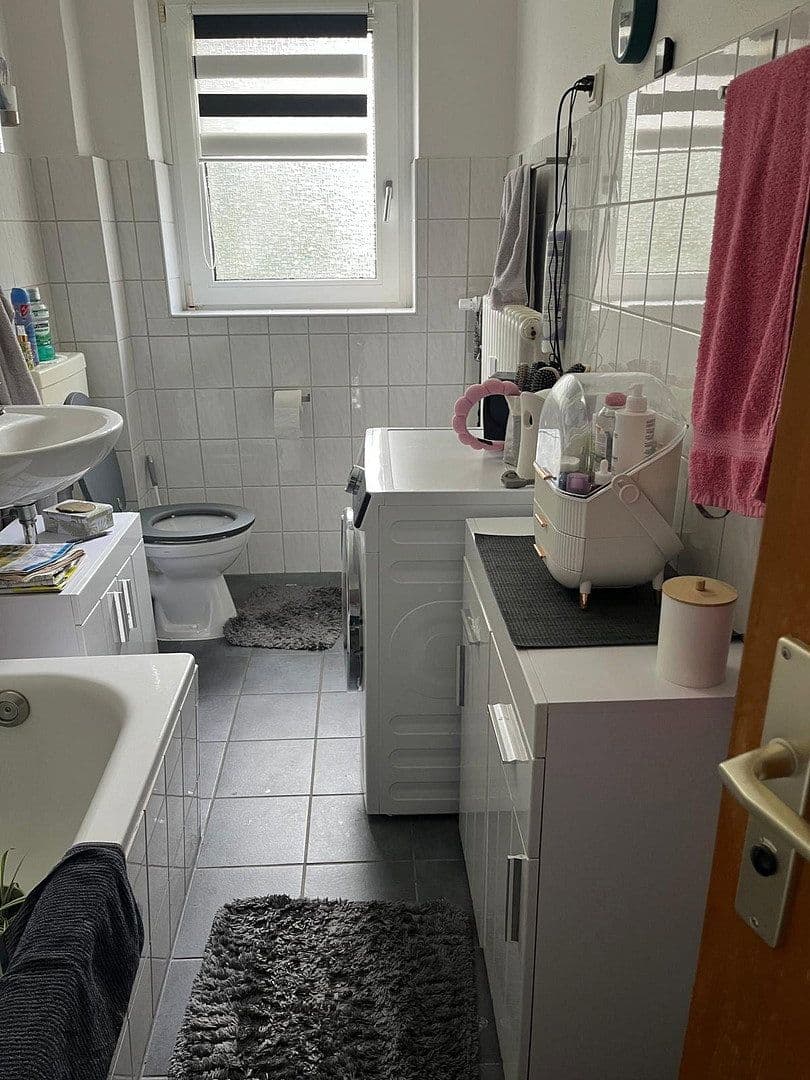Pronájem bytu 3+1 76 m², Rauendalstraße 17, Witten, Severní Porýní-Vestfálsko Pronájem bytu 3+1 76 m², Rauendalstraße 17, Witten, Severní Porýní-Vestfálsko