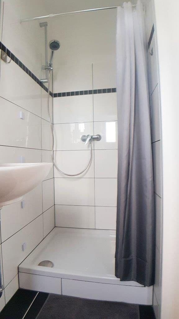 Pronájem bytu 2+1 41 m², Kanalstr. 64, Leverkusen, Severní Porýní-Vestfálsko Pronájem bytu 2+1 41 m², Kanalstr. 64, Leverkusen, Severní Porýní-Vestfálsko
