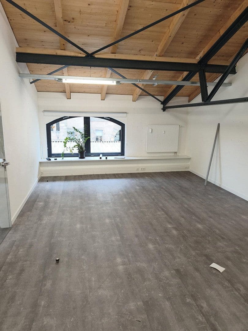 Pronájem kanceláře 565 m², Ringbahnstraße 22-30, Berlin, Berlín Pronájem kanceláře 565 m², Ringbahnstraße 22-30, Berlin, Berlín