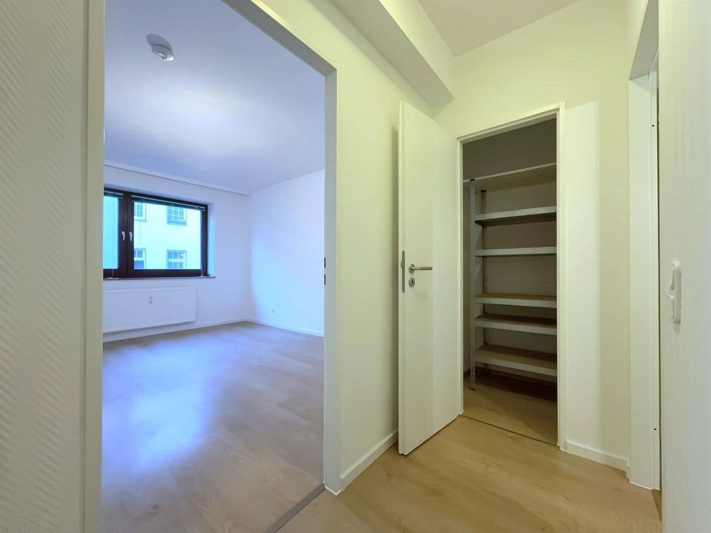 Prodej bytu 3+1 101 m², Alte Linner Str. 42, Krefeld, Severní Porýní-Vestfálsko Prodej bytu 3+1 101 m², Alte Linner Str. 42, Krefeld, Severní Porýní-Vestfálsko