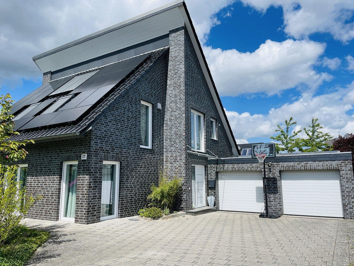 Prodej domu 176 m², pozemek 785 m², Lüneburg, Dolní Sasko Prodej domu 176 m², pozemek 785 m², Lüneburg, Dolní Sasko