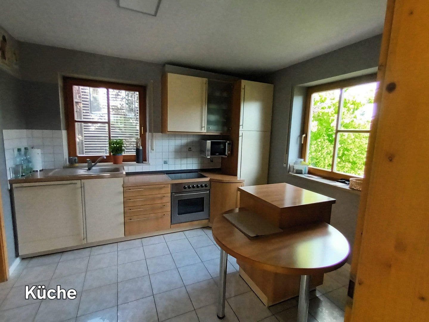 Prodej domu 156 m², pozemek 406 m², Kitzingen, Bavorsko Prodej domu 156 m², pozemek 406 m², Kitzingen, Bavorsko