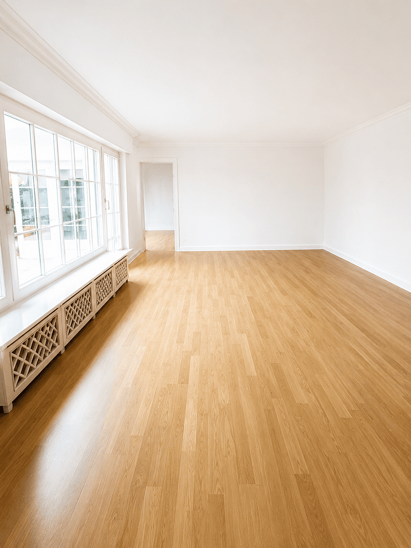 Prodej domu 320 m², pozemek 1.334 m², Karlsruhe, Bádensko-Württembersko Prodej domu 320 m², pozemek 1.334 m², Karlsruhe, Bádensko-Württembersko