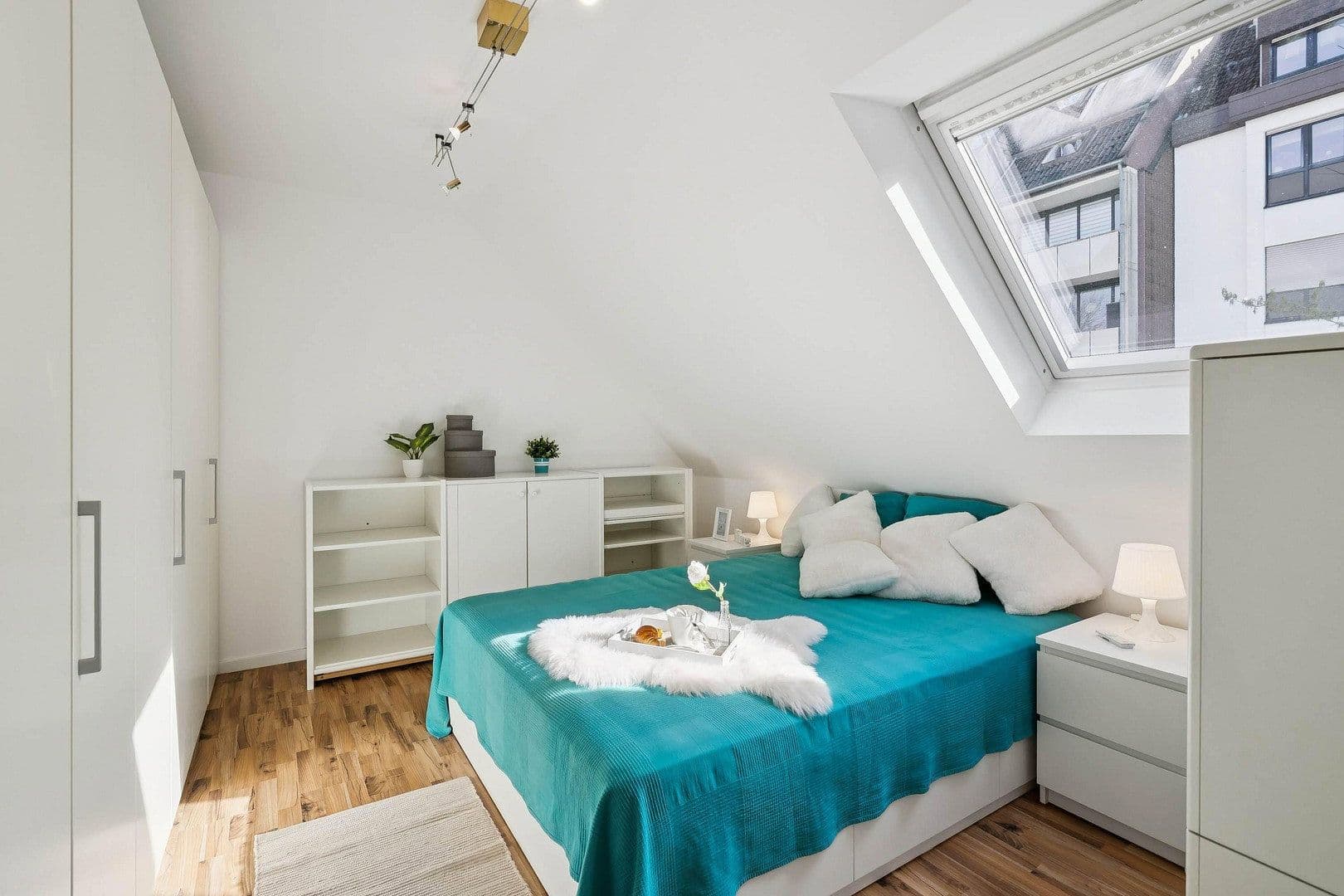 Pronájem bytu 3+1 96 m², Vorstadtstr. 17, Saarbrücken, Země Sársko Pronájem bytu 3+1 96 m², Vorstadtstr. 17, Saarbrücken, Země Sársko