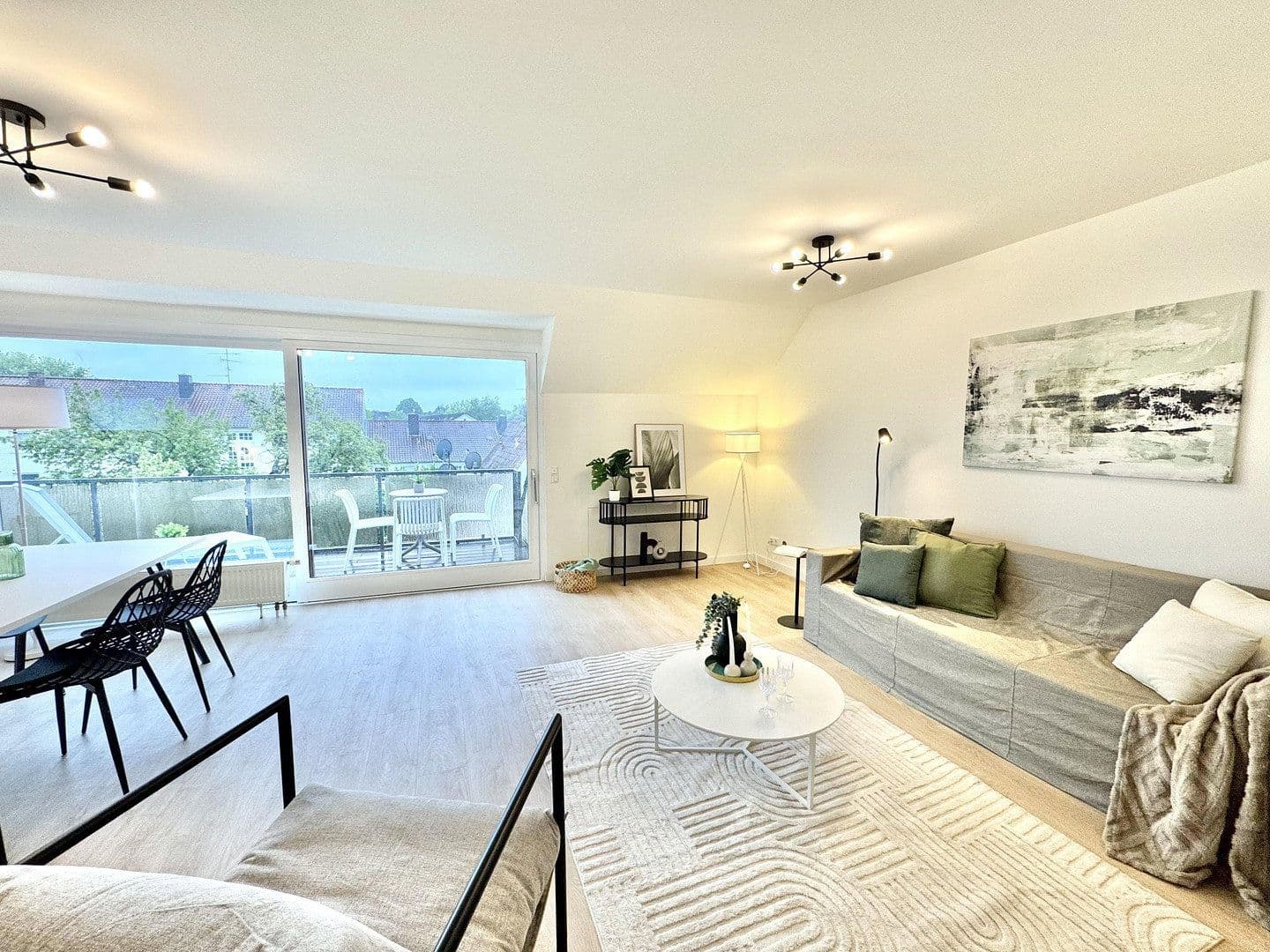 Prodej bytu 4+1 132 m², Lübeck, Šlesvicko-Holštýnsko Prodej bytu 4+1 132 m², Lübeck, Šlesvicko-Holštýnsko