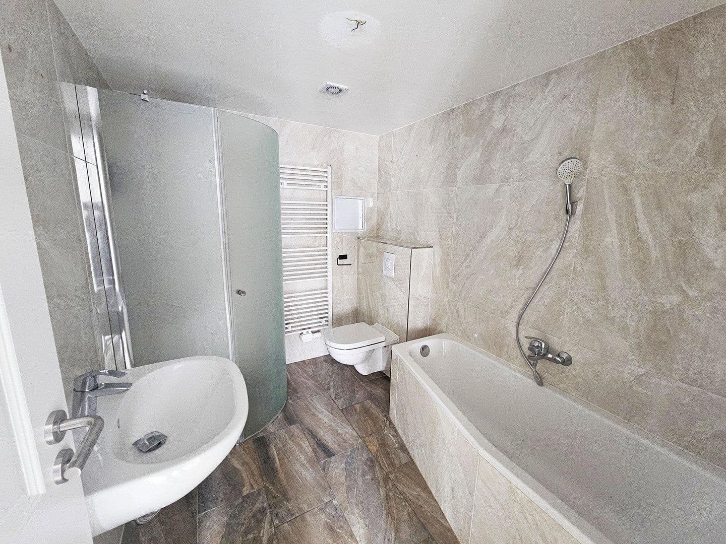 Pronájem bytu 2+1 61 m², Tiergartenstr. 7, Königs Wusterhausen, Braniborsko Pronájem bytu 2+1 61 m², Tiergartenstr. 7, Königs Wusterhausen, Braniborsko