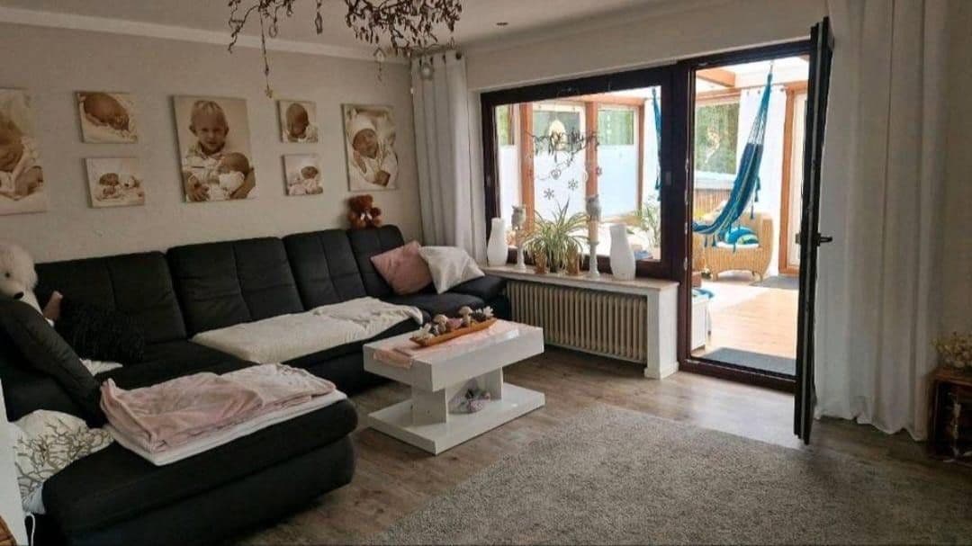 Prodej domu 200 m², pozemek 881 m², Hameln, Dolní Sasko Prodej domu 200 m², pozemek 881 m², Hameln, Dolní Sasko