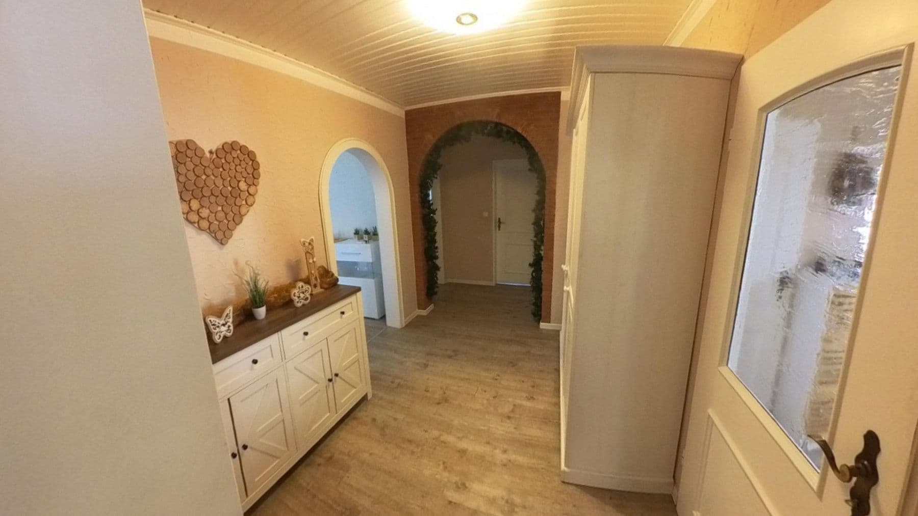 Prodej domu 200 m², pozemek 881 m², Hameln, Dolní Sasko Prodej domu 200 m², pozemek 881 m², Hameln, Dolní Sasko