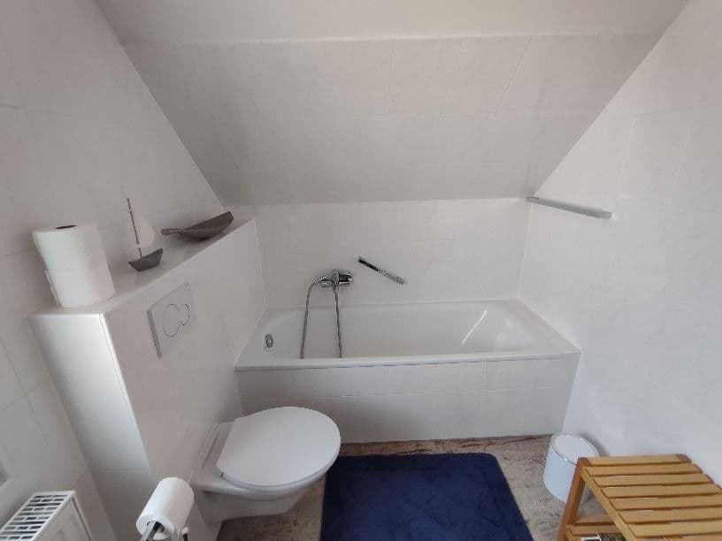 Prodej domu 130 m², pozemek 673 m², Schwalbach am Taunus, Hessen Prodej domu 130 m², pozemek 673 m², Schwalbach am Taunus, Hessen