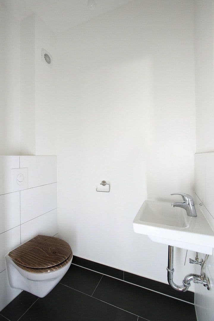 Pronájem bytu 4+1 98 m², St.Pölten, Dolní Rakousko Pronájem bytu 4+1 98 m², St.Pölten, Dolní Rakousko