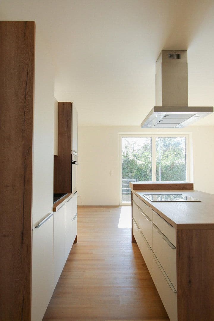 Pronájem bytu 4+1 98 m², St.Pölten, Dolní Rakousko Pronájem bytu 4+1 98 m², St.Pölten, Dolní Rakousko