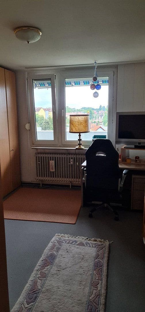Pronájem bytu 3+1 85 m², Zirndorfer Straße 5, Oberasbach, Bavorsko Pronájem bytu 3+1 85 m², Zirndorfer Straße 5, Oberasbach, Bavorsko