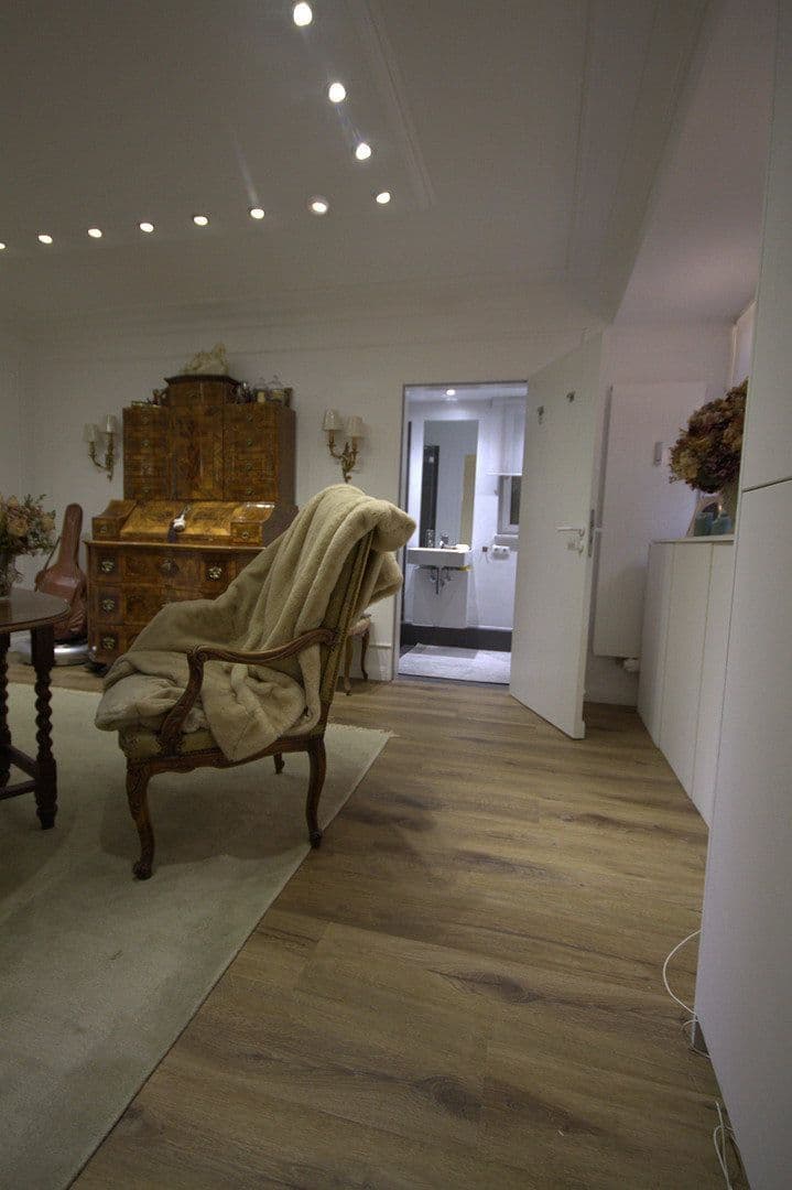 Prodej bytu 3+1 81 m², Romanstr, München, Bavorsko Prodej bytu 3+1 81 m², Romanstr, München, Bavorsko