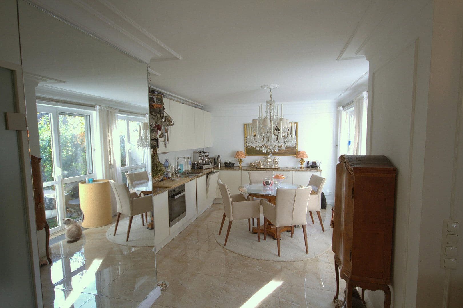 Prodej bytu 3+1 81 m², Romanstr, München, Bavorsko Prodej bytu 3+1 81 m², Romanstr, München, Bavorsko