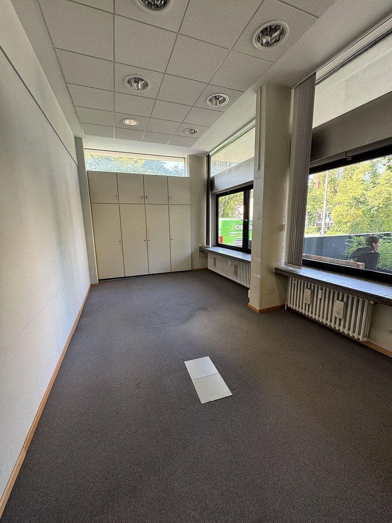 Pronájem kanceláře 170 m², Alleestrasse 6, Neustadt an der Aisch, Bavorsko Pronájem kanceláře 170 m², Alleestrasse 6, Neustadt an der Aisch, Bavorsko
