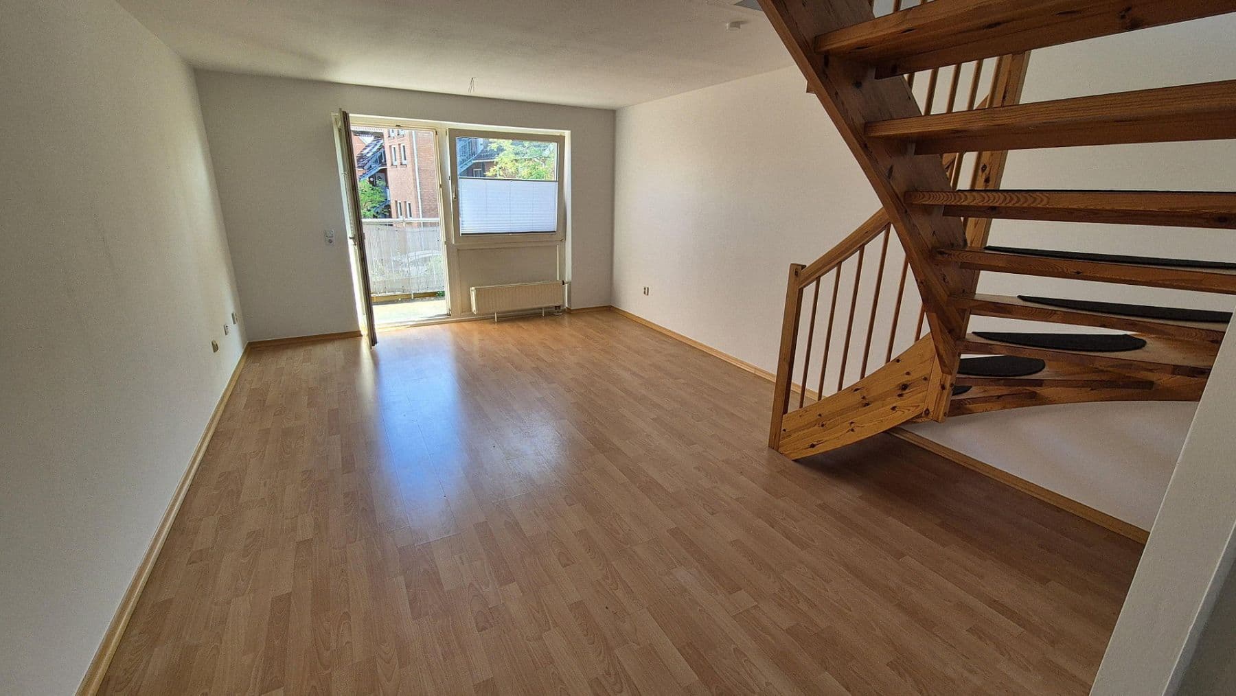 Pronájem bytu 2+1 51 m², Schwerin, Mecklenburg-Vorpommern Pronájem bytu 2+1 51 m², Schwerin, Mecklenburg-Vorpommern