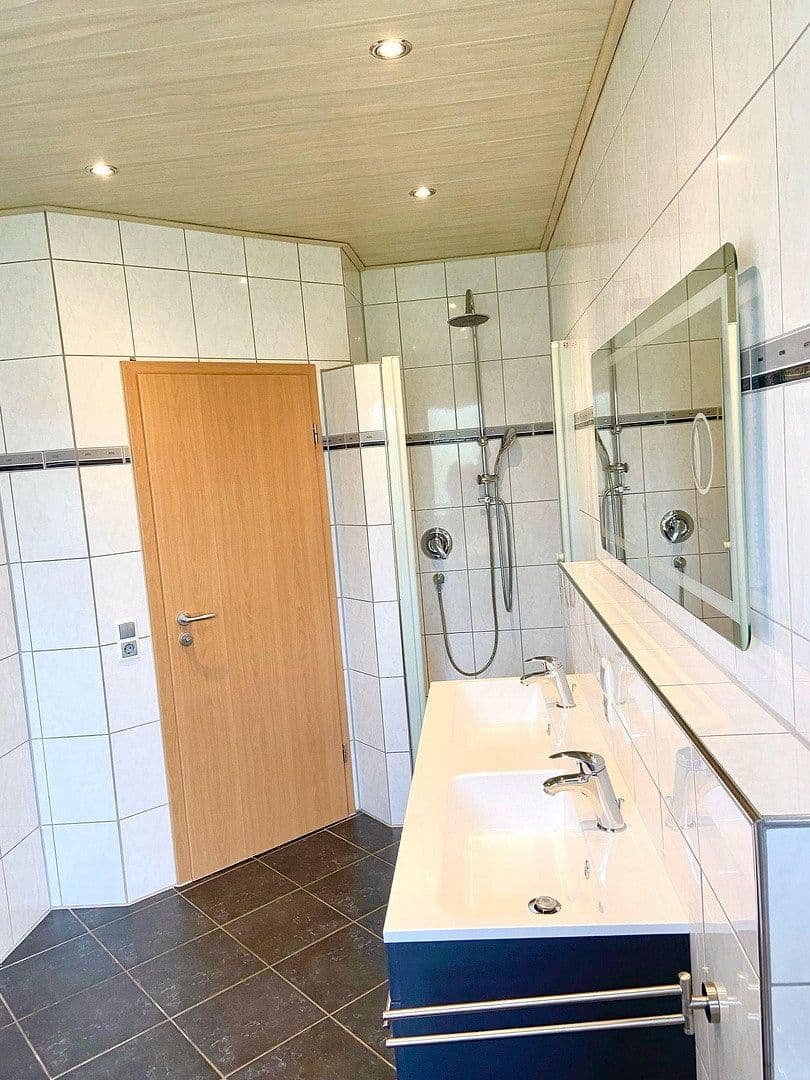 Pronájem bytu 4+kk 120 m², Bad Steben, Bavorsko Pronájem bytu 4+kk 120 m², Bad Steben, Bavorsko