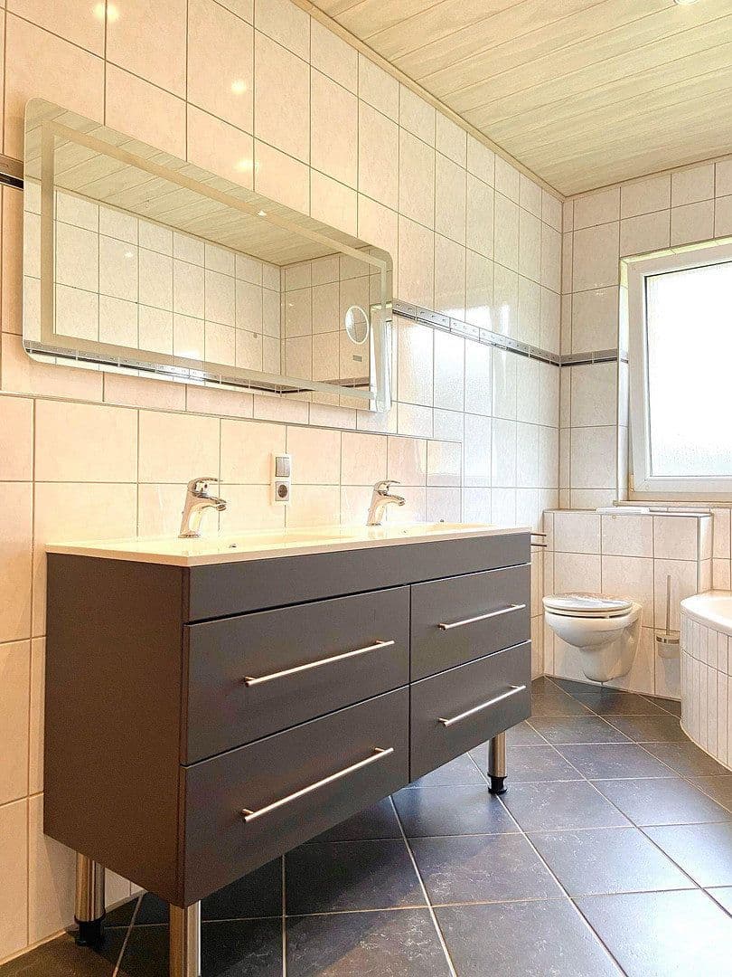 Pronájem bytu 4+kk 120 m², Bad Steben, Bavorsko Pronájem bytu 4+kk 120 m², Bad Steben, Bavorsko