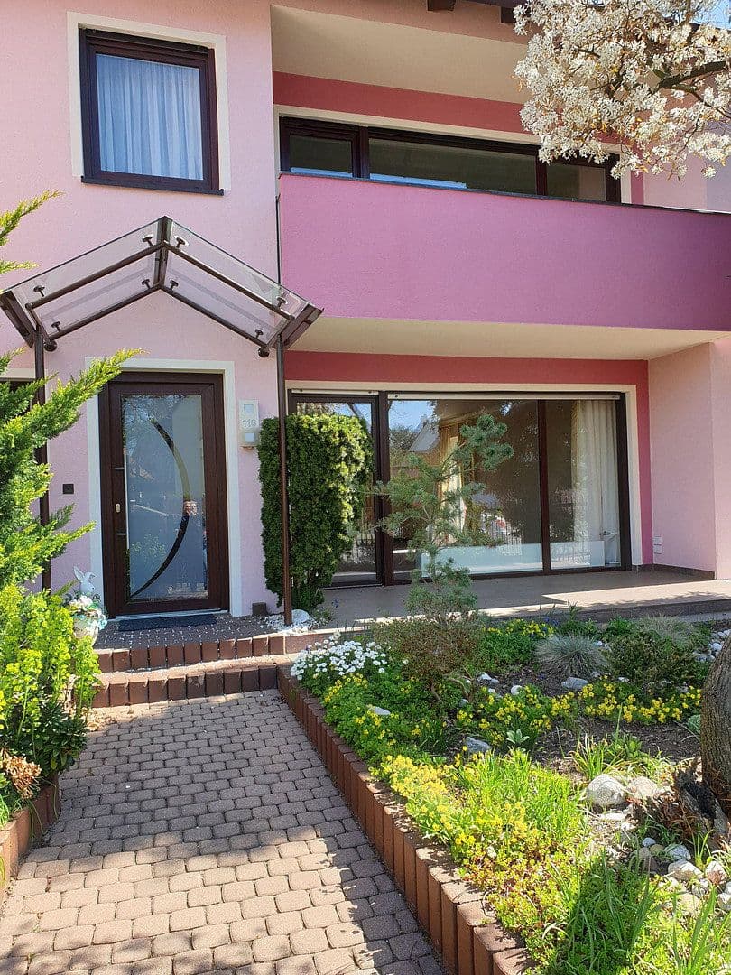 Prodej domu 140 m², pozemek 360 m², Nürnberg, Bavorsko Prodej domu 140 m², pozemek 360 m², Nürnberg, Bavorsko