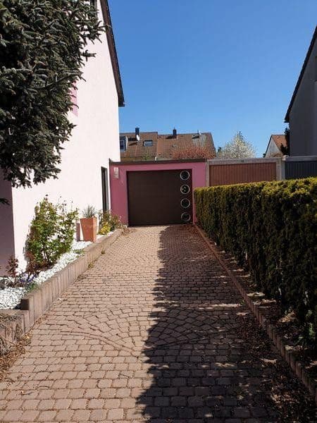 Prodej domu 140 m², pozemek 360 m², Nürnberg, Bavorsko Prodej domu 140 m², pozemek 360 m², Nürnberg, Bavorsko