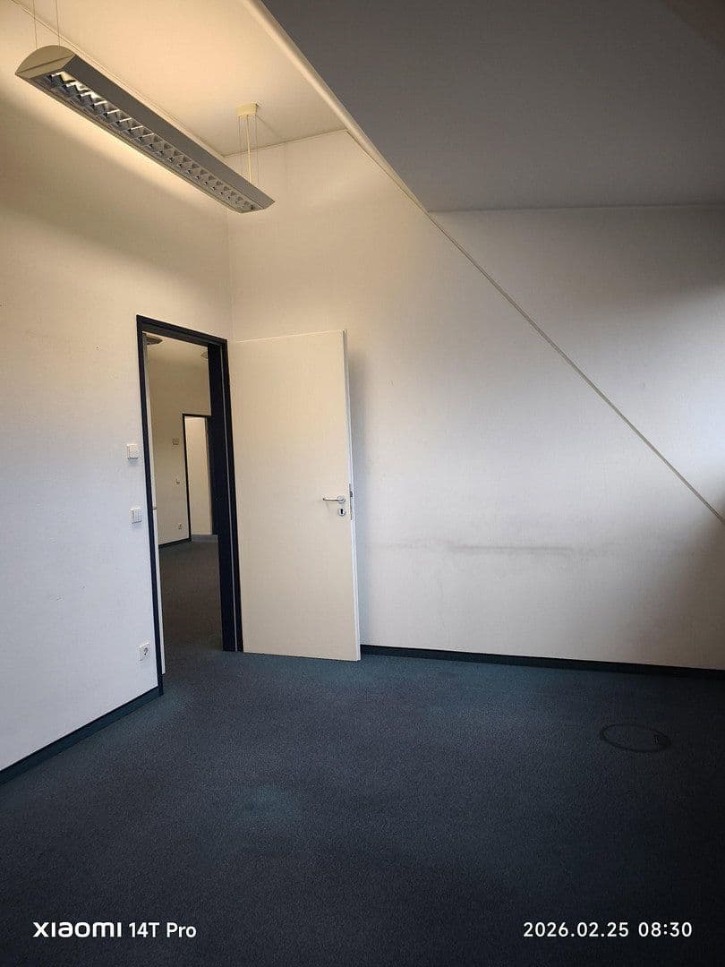 Pronájem kanceláře 166 m², Marienplatz 8, Stuttgart, Bádensko-Württembersko Pronájem kanceláře 166 m², Marienplatz 8, Stuttgart, Bádensko-Württembersko