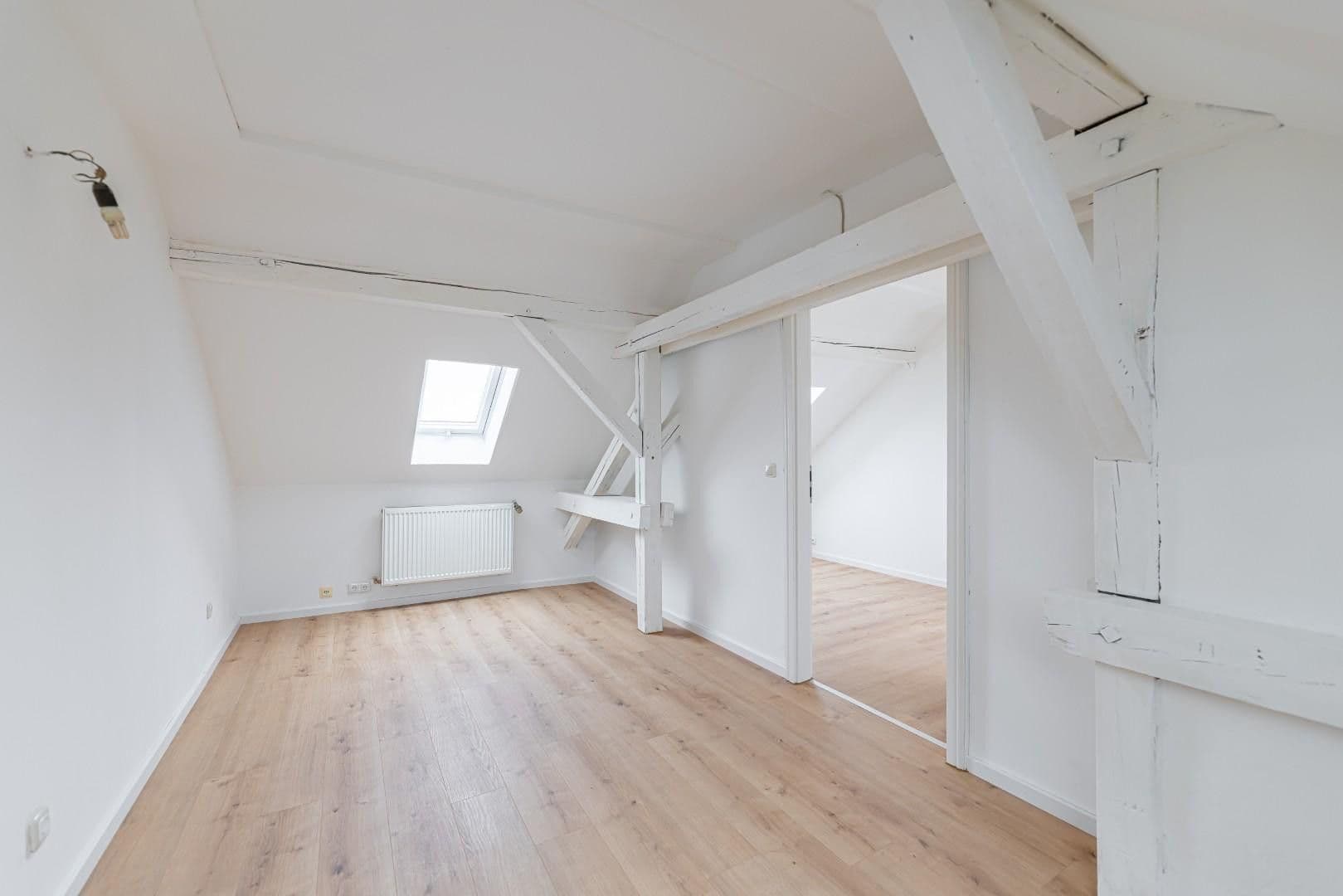 Pronájem bytu 3+1 80 m², Konradstr., Nürnberg, Bavorsko Pronájem bytu 3+1 80 m², Konradstr., Nürnberg, Bavorsko