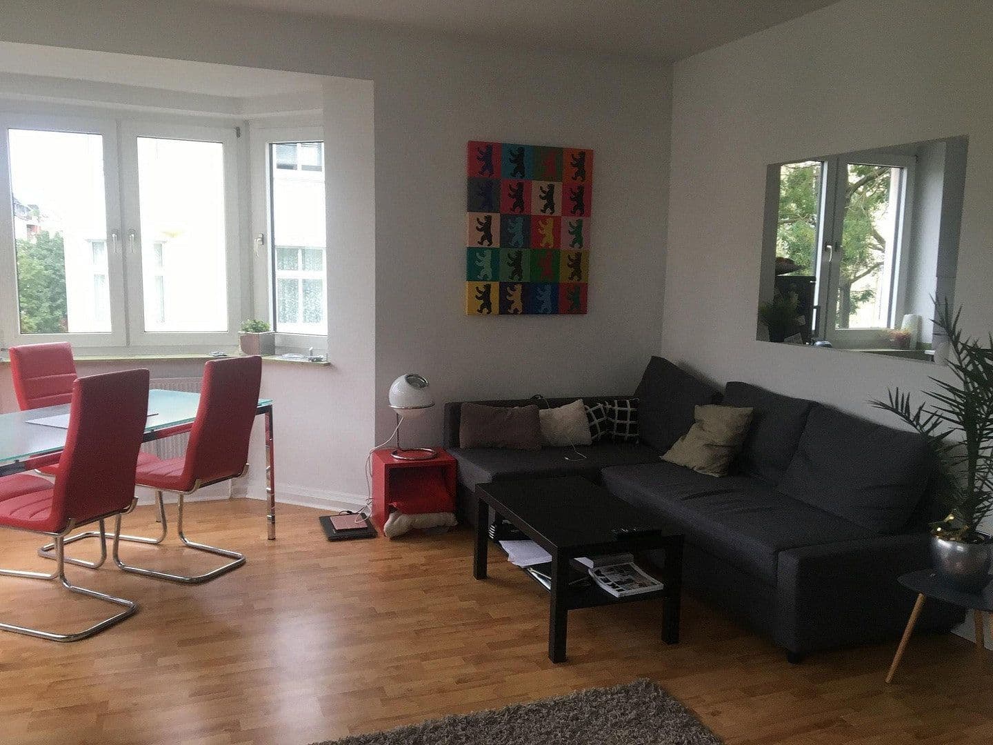 Pronájem bytu 2+1 61 m², Düsseldorf, Severní Porýní-Vestfálsko Pronájem bytu 2+1 61 m², Düsseldorf, Severní Porýní-Vestfálsko